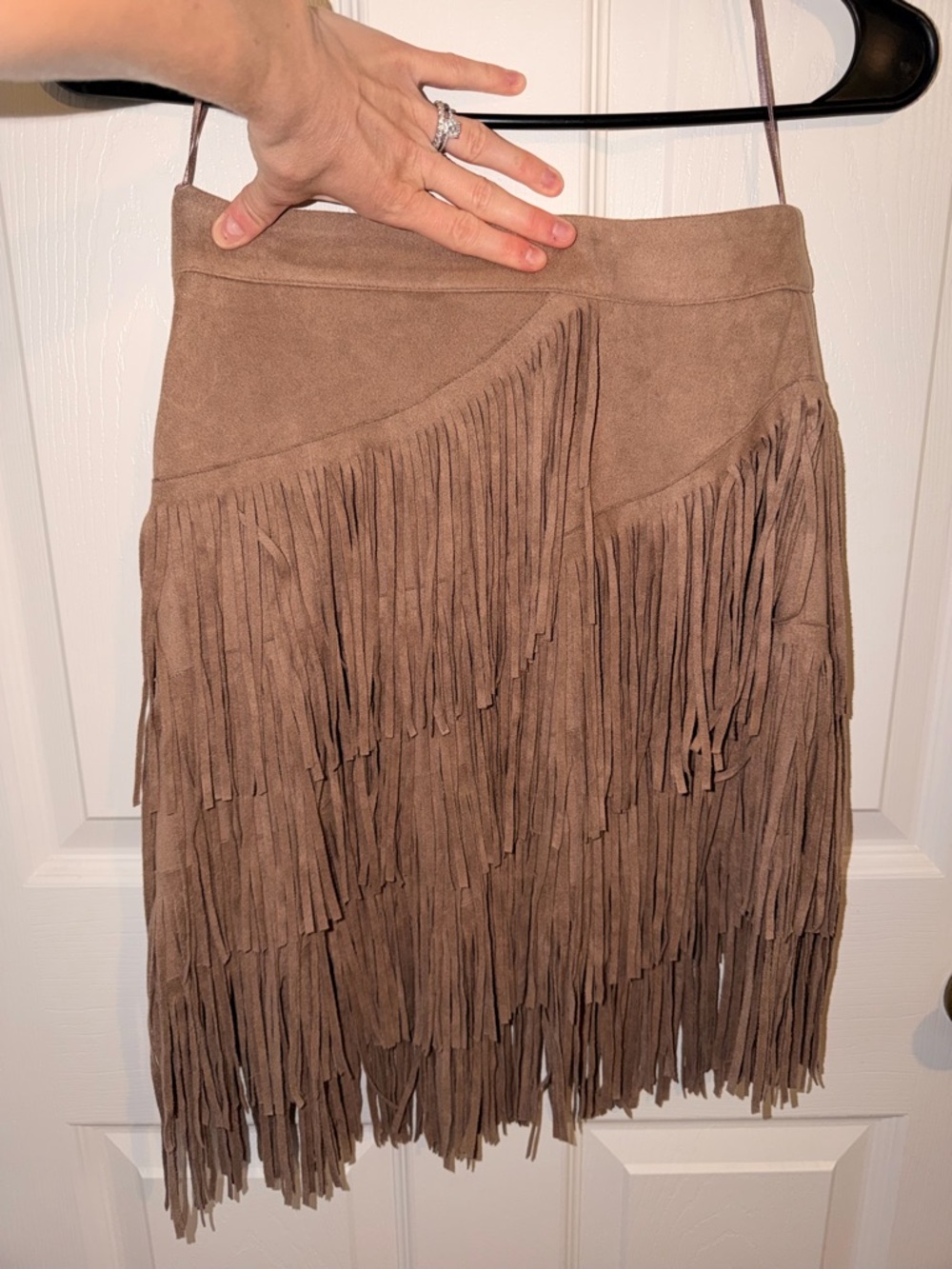 Taupe Fringe Suede Knee Length Skirt Size Small - Picture 3 of 3